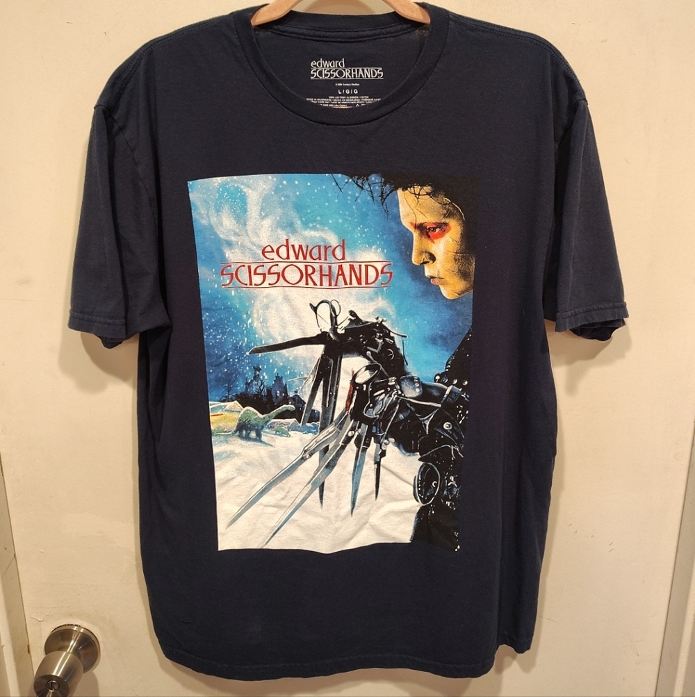 Edward Scissorhands I Am Not Complete Graphic T-shirt Adult  L Gothic Fairytale